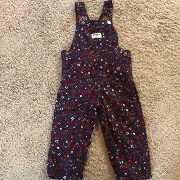 OshKosh B'gosh Other - OshKosh B’gosh Girls 18m corduroy overalls NWOT